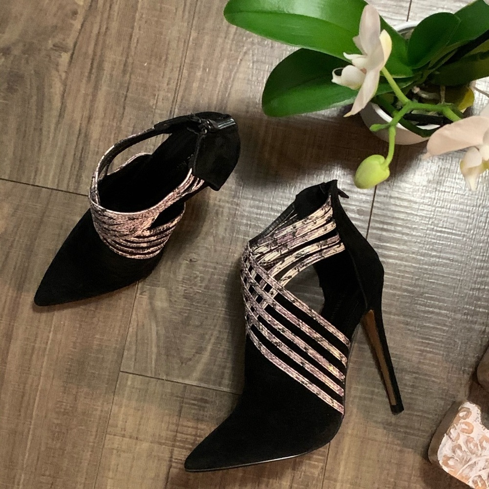 Shoe Republic LA Bootie - Picture 4 of 8
